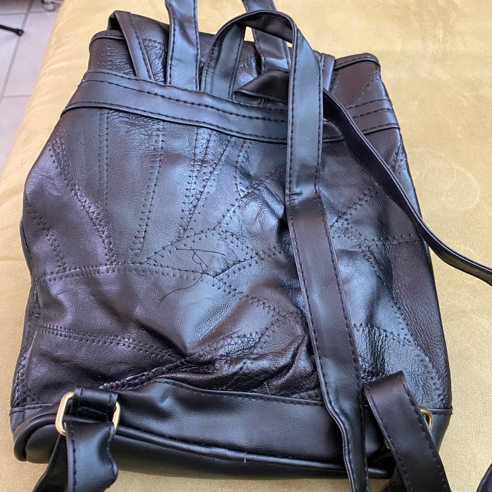 Bag - Picture 2 of 4